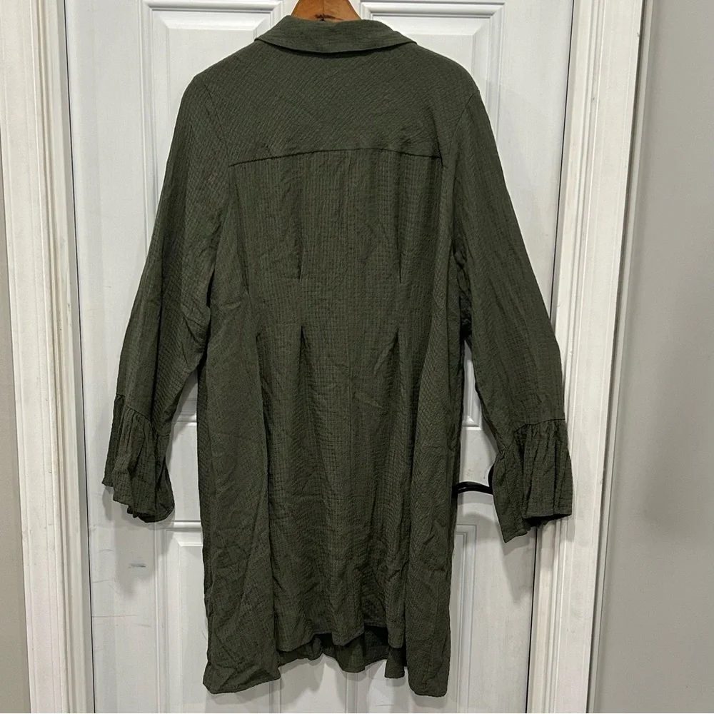 Torrid Outlander Dragonfly Mini Bell Sleeve Collared Shirt Dress Plus Sz 1 (1X) - Picture 5 of 8